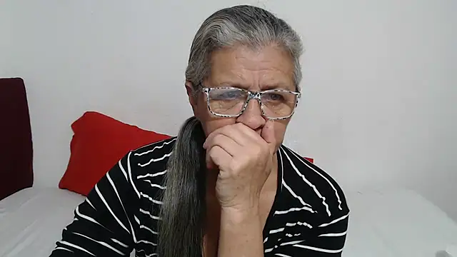 candy mature  online show from May 2026 11:28:01 AM