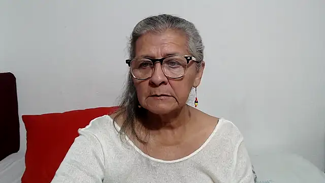 candy mature  online show from May 2026 11:22:01 PM