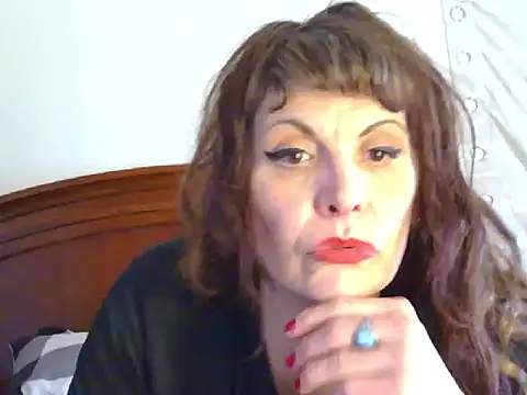 Snapshot of HeyyImHarlowe chatting on December 2024 02:26:02 PM HeyyImHarlowe online show from December 2024 02:26:02 PM