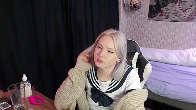 Snapshot of VikaPowers chatting on December 2024 11:57:01 PM VikaPowers online show from December 2024 11:57:01 PM