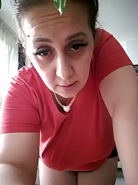 AvaLloyd online show from February 2025 08:22:02 AM