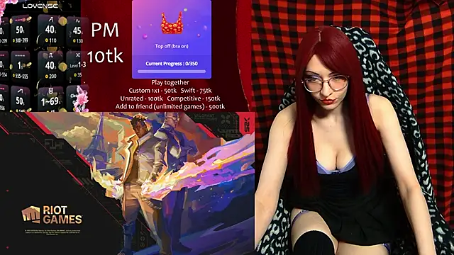 ElliMoor online show from October 2025 09:48:02 AM