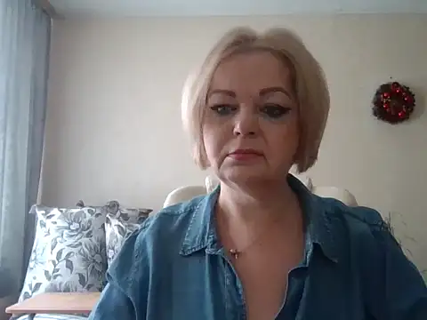 Snapshot of SofiyaPetrova chatting on January 2026 10:53:01 AM SofiyaPetrova online show from January 2026 10:53:01 AM