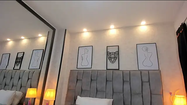 sweet--emily online show from December 2024 09:24:01 AM