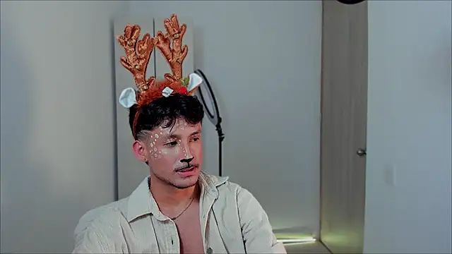 Snapshot of dimitri_targaryen chatting on December 2024 02:23:01 AM dimitri targaryen online show from December 2024 02:23:01 AM