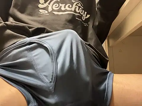 Snapshot of lkun9 chatting on October 2025 03:59:02 AM lkun9 online show from October 2025 03:59:02 AM