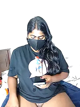 Snapshot of DISNI1997 chatting on December 2024 11:03:01 PM DISNI1997 online show from December 2024 11:03:01 PM