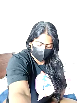 Snapshot of DISNI1997 chatting on December 2024 03:33:02 PM DISNI1997 online show from December 2024 03:33:02 PM