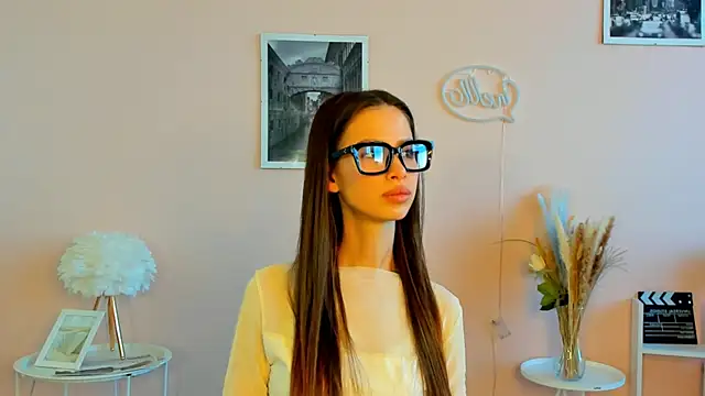 AnabelHun online show from May 2026 05:45:02 AM