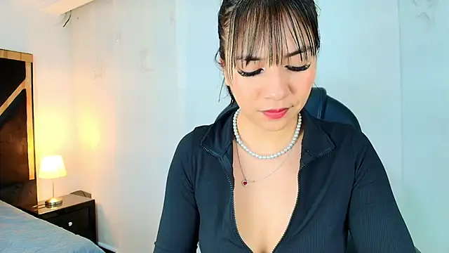 lina bedoya  online show from May 2026 11:51:02 AM
