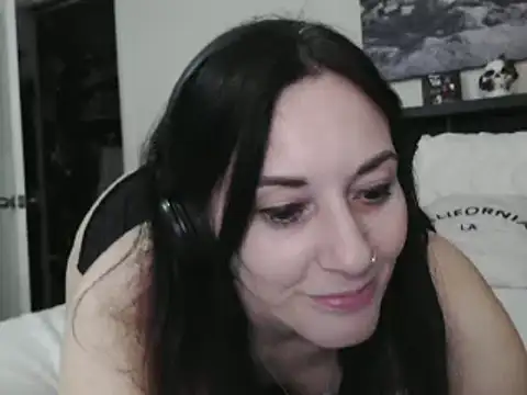 CrystalLakeXO online show from February 2025 09:22:01 AM