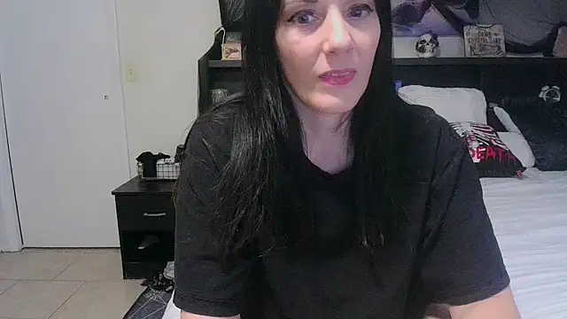 CrystalLakeXO online show from April 2026 05:41:02 AM