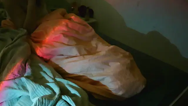 Everydayonli online show from October 2025 08:35:01 AM