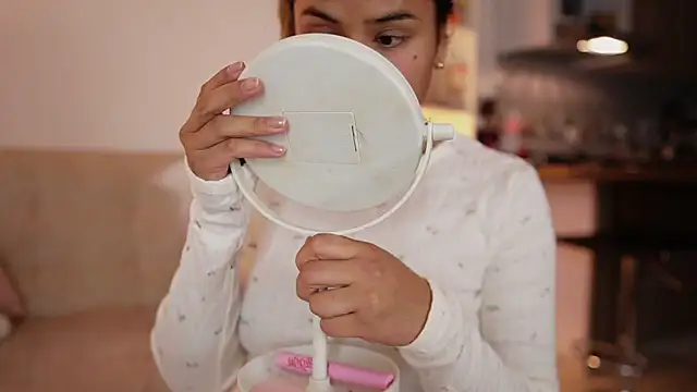 SaraParisi online show from February 2026 12:18:02 AM