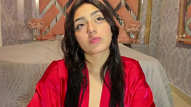 Lesly sexy4u online show from May 2026 07:05:02 AM
