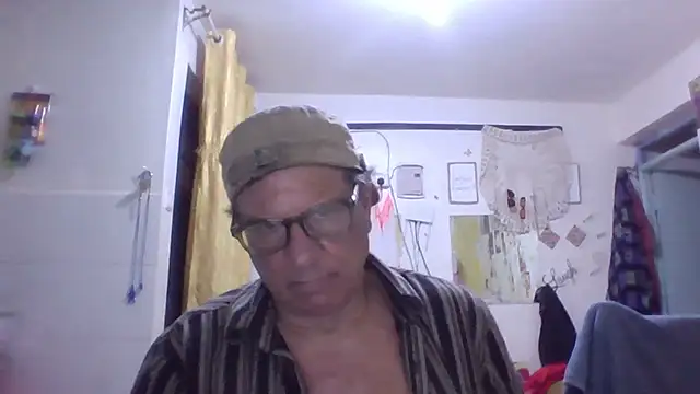 Snapshot of coryassman chatting on November 2025 10:40:01 PM coryassman online show from November 2025 10:40:01 PM