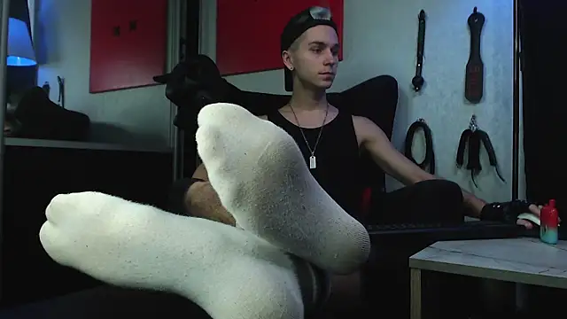 Snapshot of Joseph__Quinn chatting on December 2024 12:12:01 PM Joseph Quinn online show from December 2024 12:12:01 PM