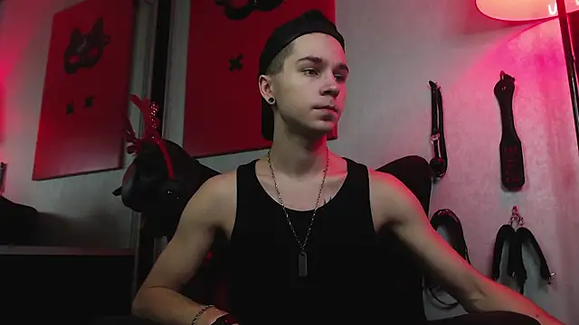 Snapshot of Joseph__Quinn chatting on January 2025 09:02:02 AM Joseph Quinn online show from January 2025 09:02:02 AM