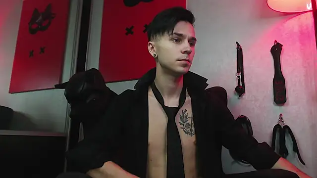 Snapshot of Joseph__Quinn chatting on January 2025 08:36:01 AM Joseph Quinn online show from January 2025 08:36:01 AM