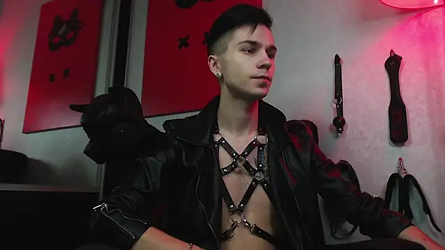 Snapshot of Joseph__Quinn chatting on January 2025 10:29:02 AM Joseph Quinn online show from January 2025 10:29:02 AM