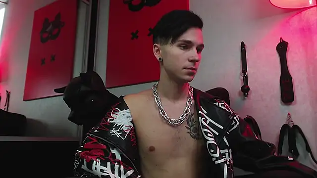 Snapshot of Joseph__Quinn chatting on February 2025 11:09:01 AM Joseph Quinn online show from February 2025 11:09:01 AM