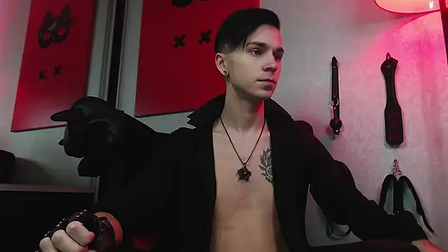 Snapshot of Joseph__Quinn chatting on February 2025 08:02:02 AM Joseph Quinn online show from February 2025 08:02:02 AM