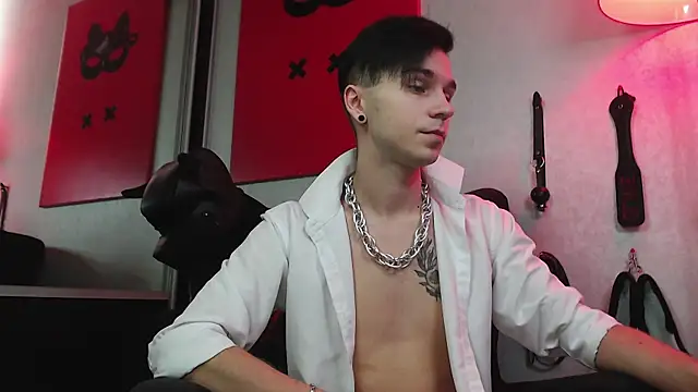 Snapshot of Joseph__Quinn chatting on February 2025 08:43:01 AM Joseph Quinn online show from February 2025 08:43:01 AM