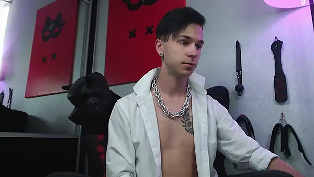 Snapshot of Joseph__Quinn chatting on February 2025 08:09:01 AM Joseph Quinn online show from February 2025 08:09:01 AM