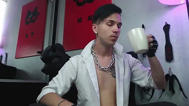 Snapshot of Joseph__Quinn chatting on February 2025 11:13:01 AM Joseph Quinn online show from February 2025 11:13:01 AM