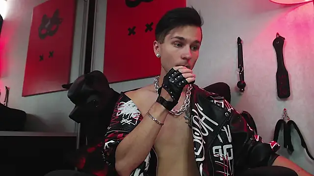 Snapshot of Joseph__Quinn chatting on February 2025 11:06:02 AM Joseph Quinn online show from February 2025 11:06:02 AM