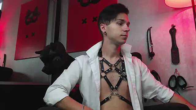 Snapshot of Joseph__Quinn chatting on March 2025 07:51:02 AM Joseph Quinn online show from March 2025 07:51:02 AM