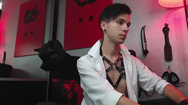 Snapshot of Joseph__Quinn chatting on March 2025 10:55:02 AM Joseph Quinn online show from March 2025 10:55:02 AM