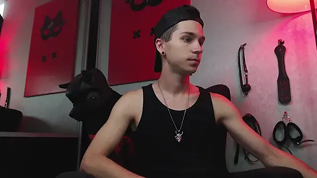 Snapshot of Joseph__Quinn chatting on March 2025 08:05:02 AM Joseph Quinn online show from March 2025 08:05:02 AM