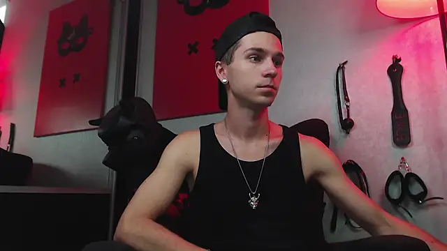 Snapshot of Joseph__Quinn chatting on March 2025 11:11:01 AM Joseph Quinn online show from March 2025 11:11:01 AM