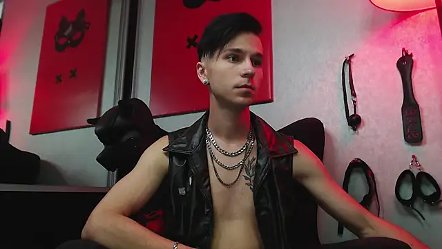 Snapshot of Joseph__Quinn chatting on March 2025 11:58:02 AM Joseph Quinn online show from March 2025 11:58:02 AM