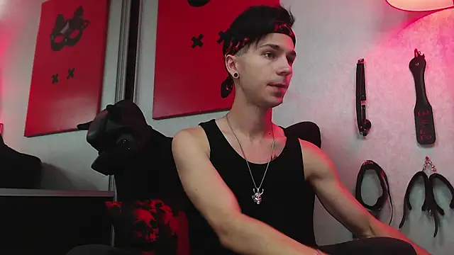 Snapshot of Joseph__Quinn chatting on March 2025 08:53:02 AM Joseph Quinn online show from March 2025 08:53:02 AM