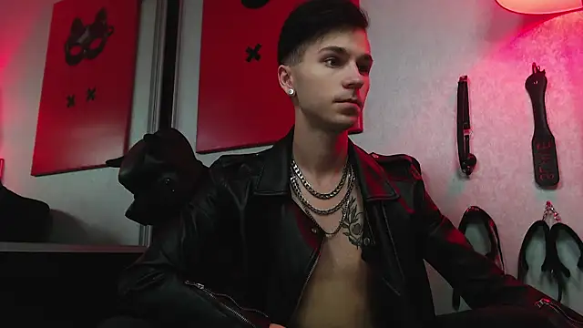 Snapshot of Joseph__Quinn chatting on March 2025 07:33:02 AM Joseph Quinn online show from March 2025 07:33:02 AM