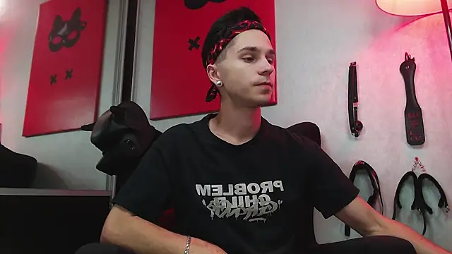 Snapshot of Joseph__Quinn chatting on March 2025 08:40:01 AM Joseph Quinn online show from March 2025 08:40:01 AM