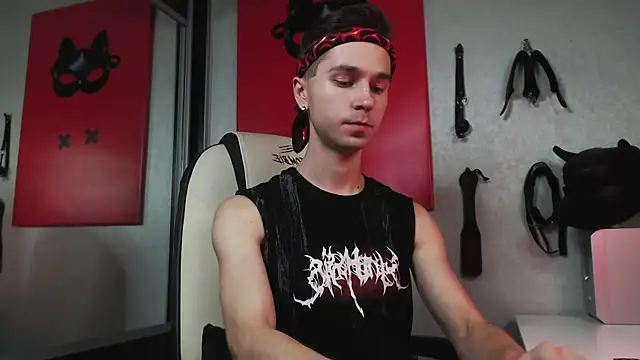 Snapshot of Joseph__Quinn chatting on September 2025 08:49:01 AM Joseph Quinn online show from September 2025 08:49:01 AM