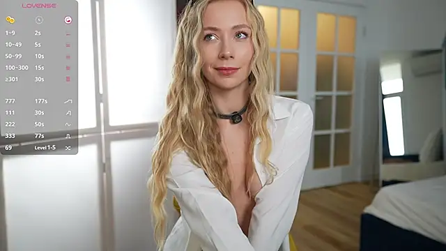 Snapshot of Vika54784 chatting on February 2025 07:15:01 AM Vika54784 online show from February 2025 07:15:01 AM