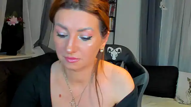 Snapshot of SweetAriana26 chatting on December 2025 01:39:02 PM SweetAriana26 online show from December 2025 01:39:02 PM