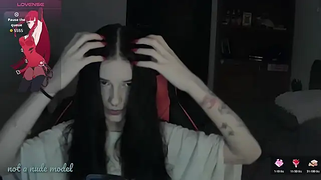 Snapshot of Miya_Dream_UKR chatting on November 2025 09:47:01 PM Miya Dream UKR online show from November 2025 09:47:01 PM