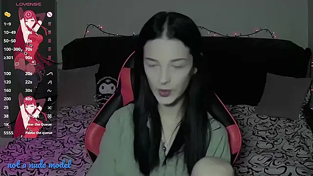 Snapshot of Miya_Dream_UKR chatting on January 2026 04:54:02 PM Miya Dream UKR online show from January 2026 04:54:02 PM