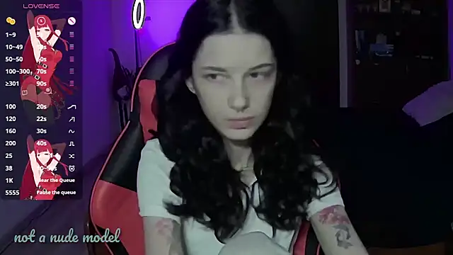 Snapshot of Miya_Dream_UKR chatting on March 2026 12:06:01 AM Miya Dream UKR online show from March 2026 12:06:01 AM