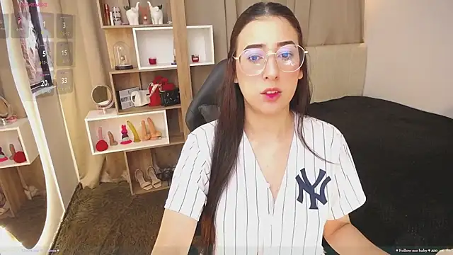 Snapshot of Imkitty-Horny chatting on February 2025 05:35:01 PM Imkitty-Horny online show from February 2025 05:35:01 PM