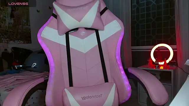 Snapshot of sexy_valentina1 chatting on December 2024 01:54:01 AM sexy valentina1 online show from December 2024 01:54:01 AM