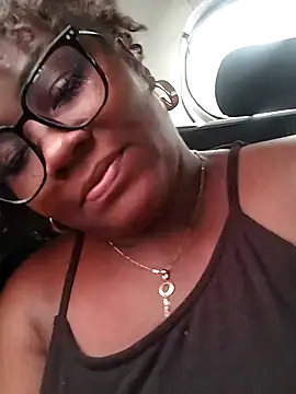 kaorysquirt online show from October 2025 04:50:01 PM