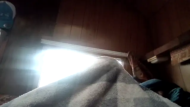 Irishman9077 online show from October 2025 08:42:01 PM