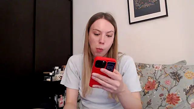 Scarlettford online show from March 2026 05:24:01 PM