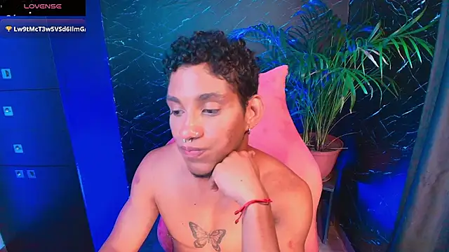Palo santo online show from February 2026 07:52:02 PM